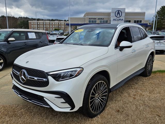 Used 2023 Mercedes-Benz GLC 300 image 3