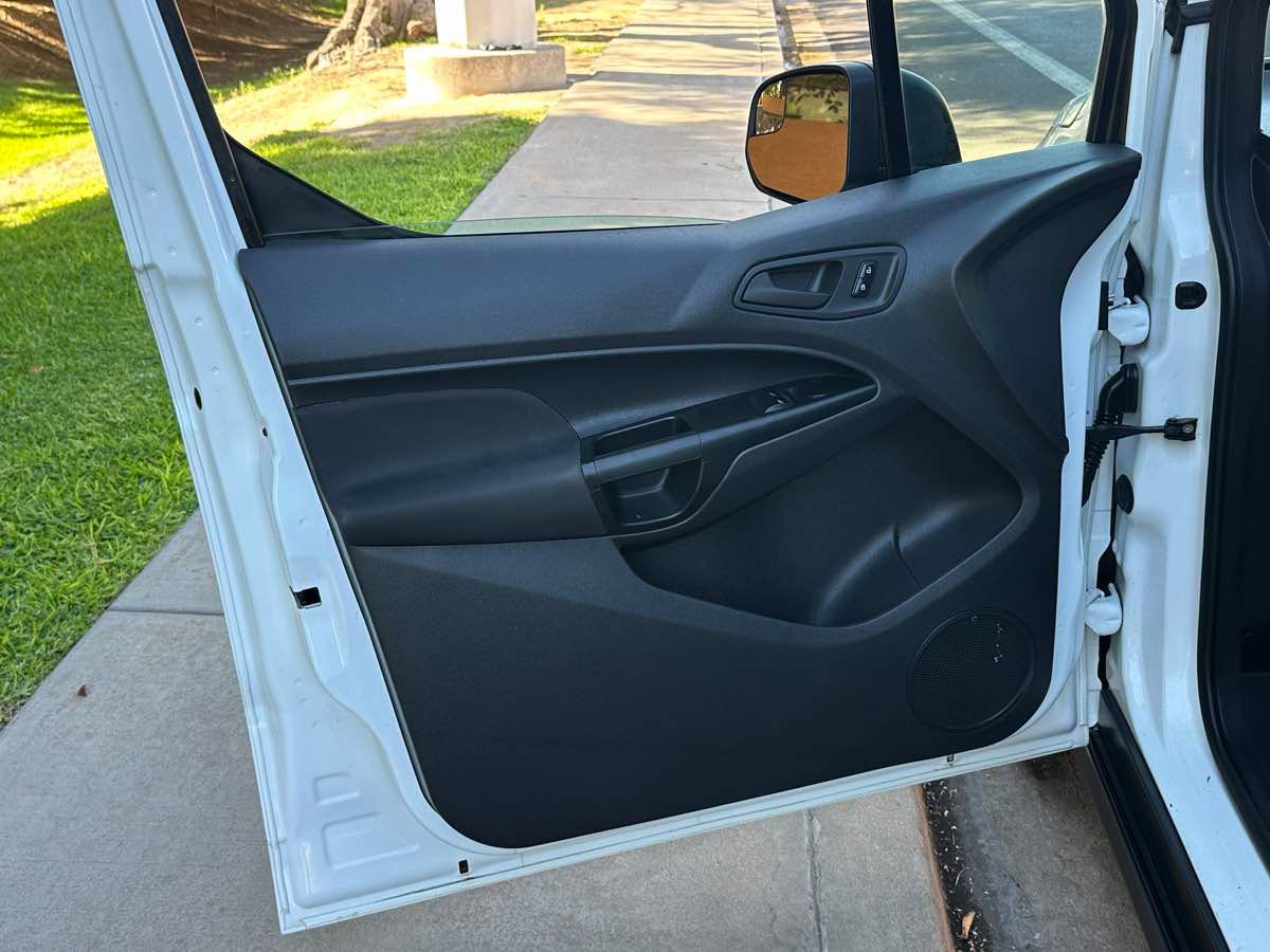 Used 2018 Ford Transit Connect XL FWD image 32
