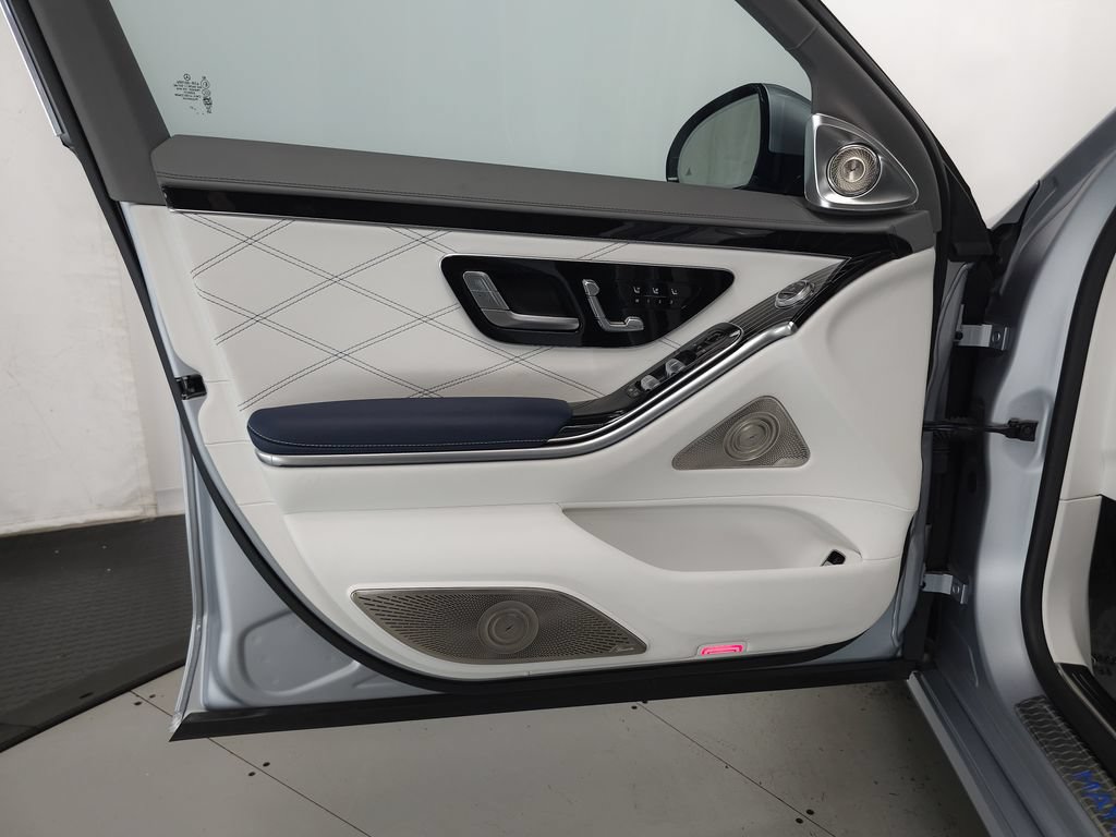 Used 2024 Mercedes-Benz Maybach S 680 4MATIC image 5