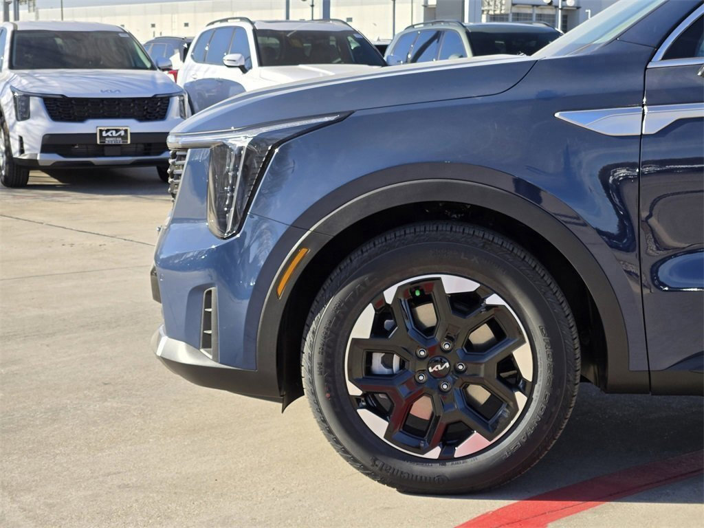 New 2026 Kia Sorento S w/ S Panoramic Sunroof Package image 5