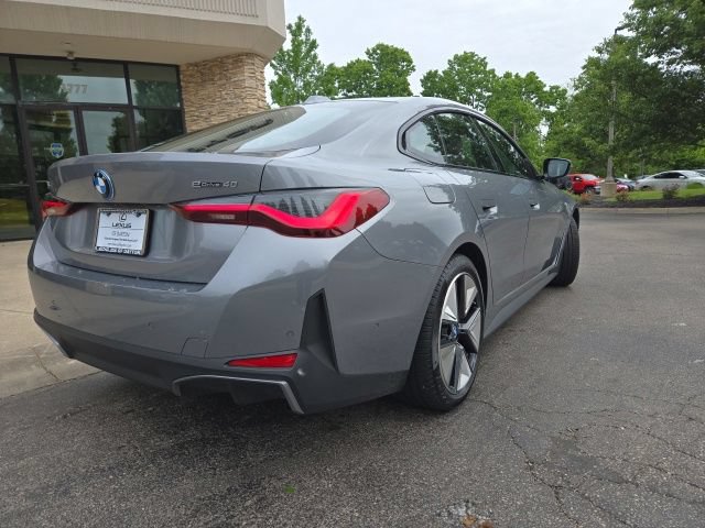 Used 2023 BMW i4 eDrive40 RWD image 2