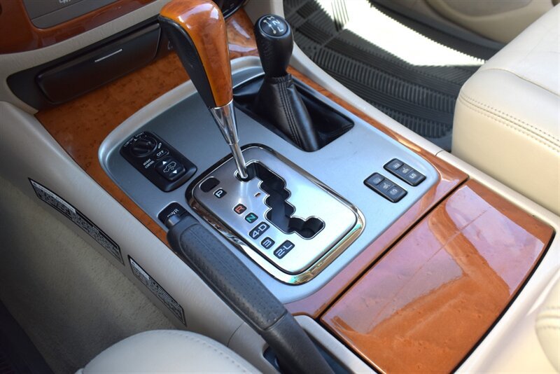 Used 2007 Lexus LX 470 4WD image 23
