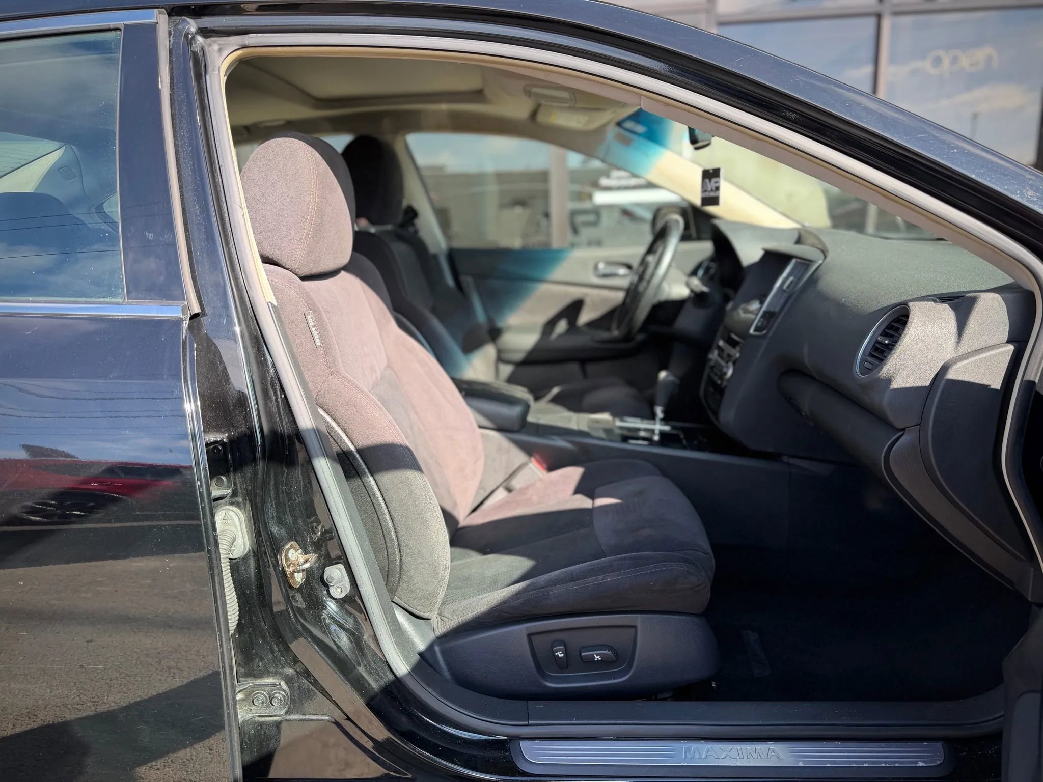 Used 2010 Nissan Maxima 3.5 S FWD image 17