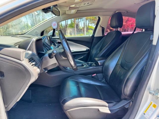 Used 2012 Chevrolet Volt Premium w/ Premium Trim Package FWD image 22