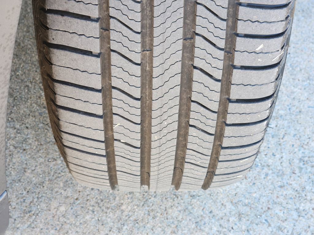 Used 2023 Lincoln Nautilus Reserve w/ Equipment Group 201A image 15