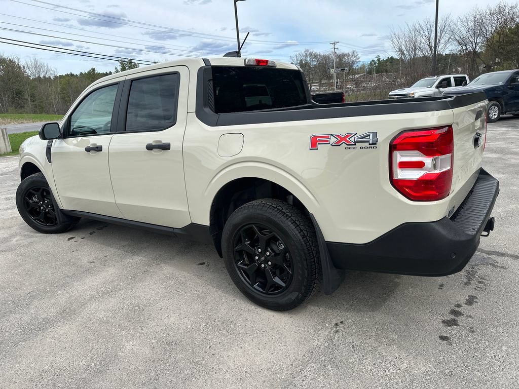 Used 2025 Ford Maverick XLT w/ XLT Luxury Package AWD/4WD image 3