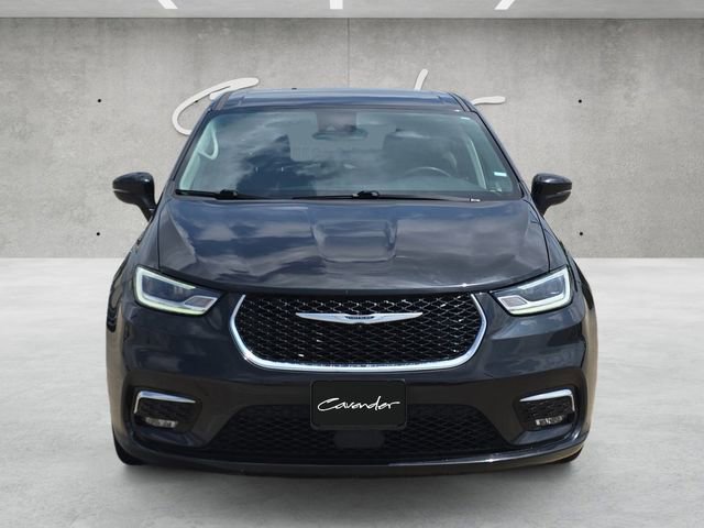 Used 2023 Chrysler Pacifica Touring-L FWD image 18
