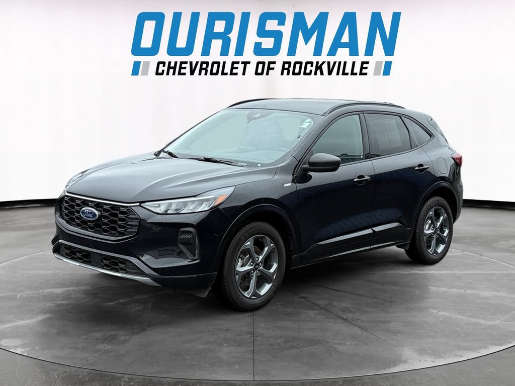 Used 2023 Ford Escape ST-Line AWD/4WD image 2