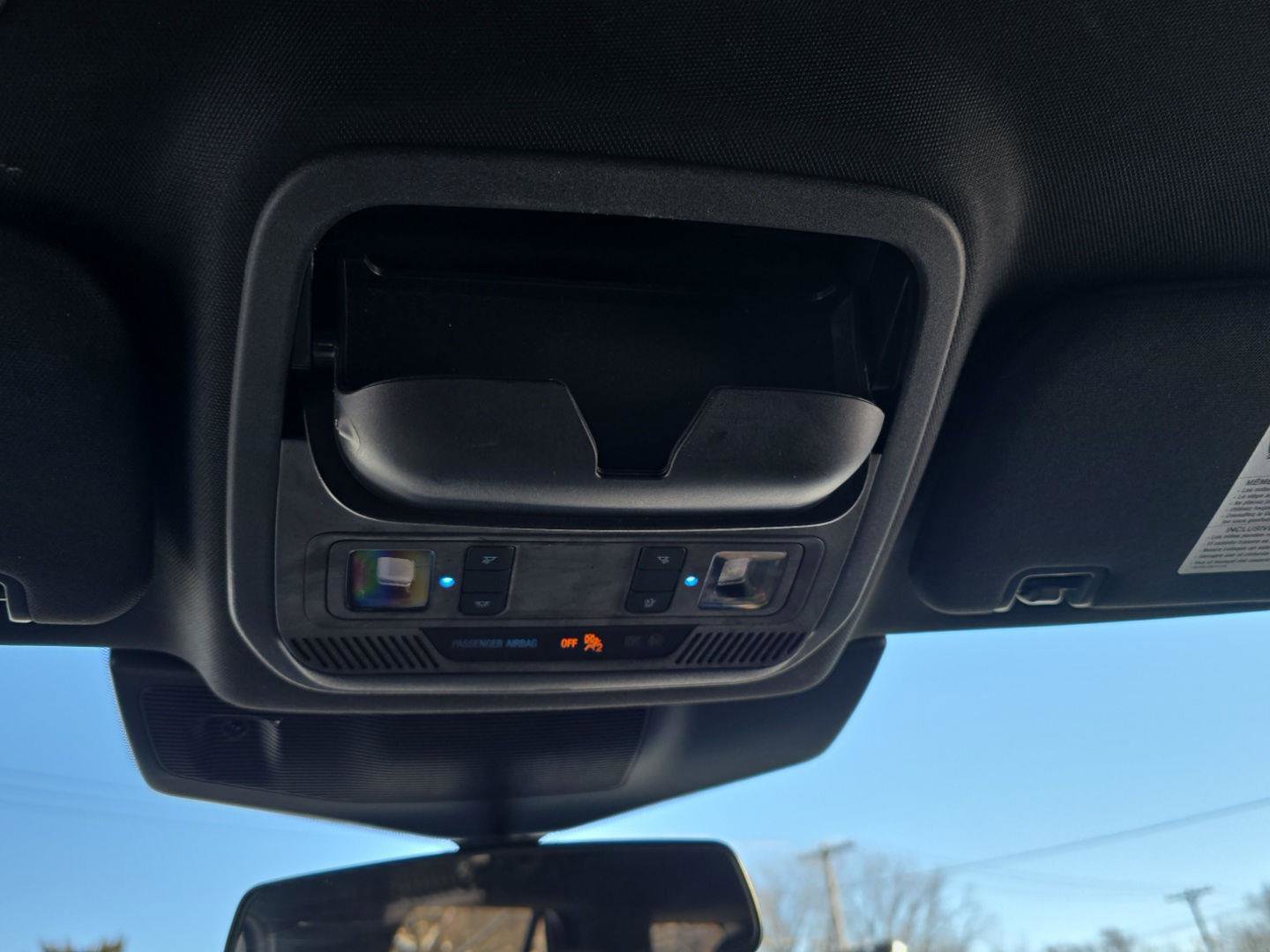 Used 2020 Ford Explorer XLT image 23