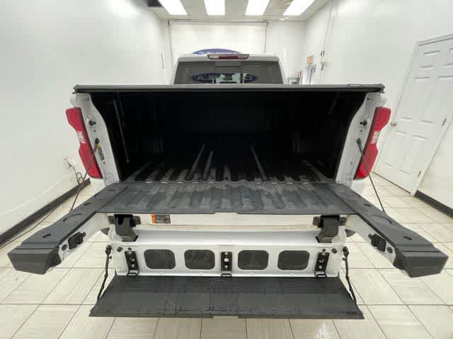 Certified 2022 Chevrolet Silverado 1500 LT Trail Boss w/ Convenience Package II AWD/4WD image 15