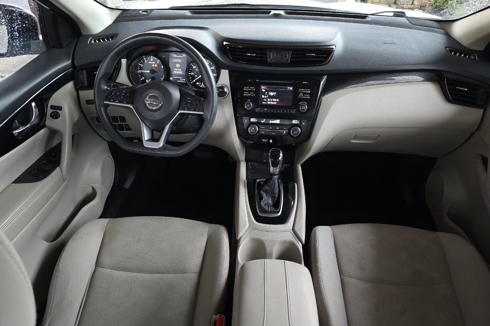 Used 2017 Nissan Rogue Sport SV image 18