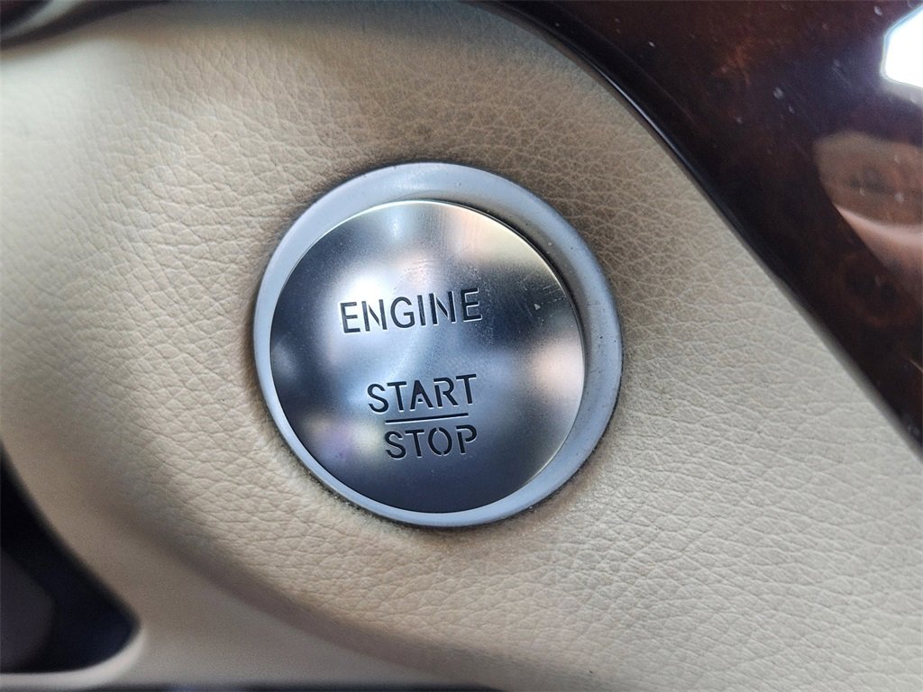 Used 2017 Mercedes-Benz GLS 450 4MATIC image 30