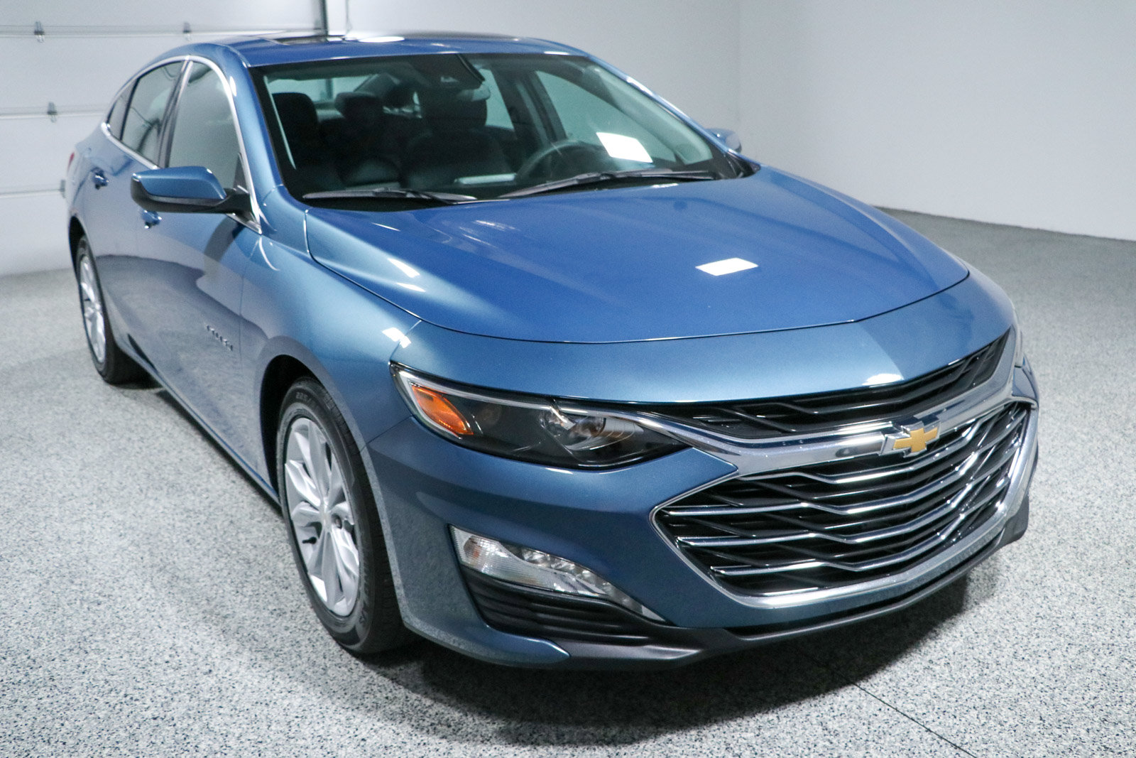 Used 2024 Chevrolet Malibu LT FWD image 5