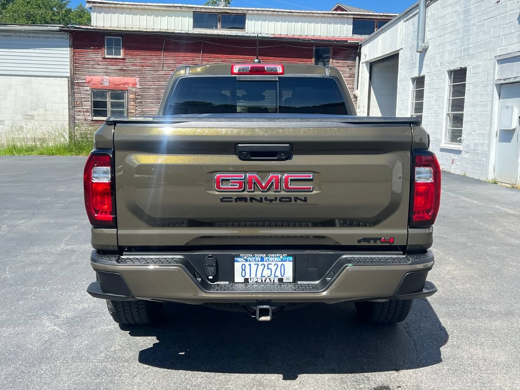 Used 2024 GMC Canyon AT4 AWD/4WD image 12
