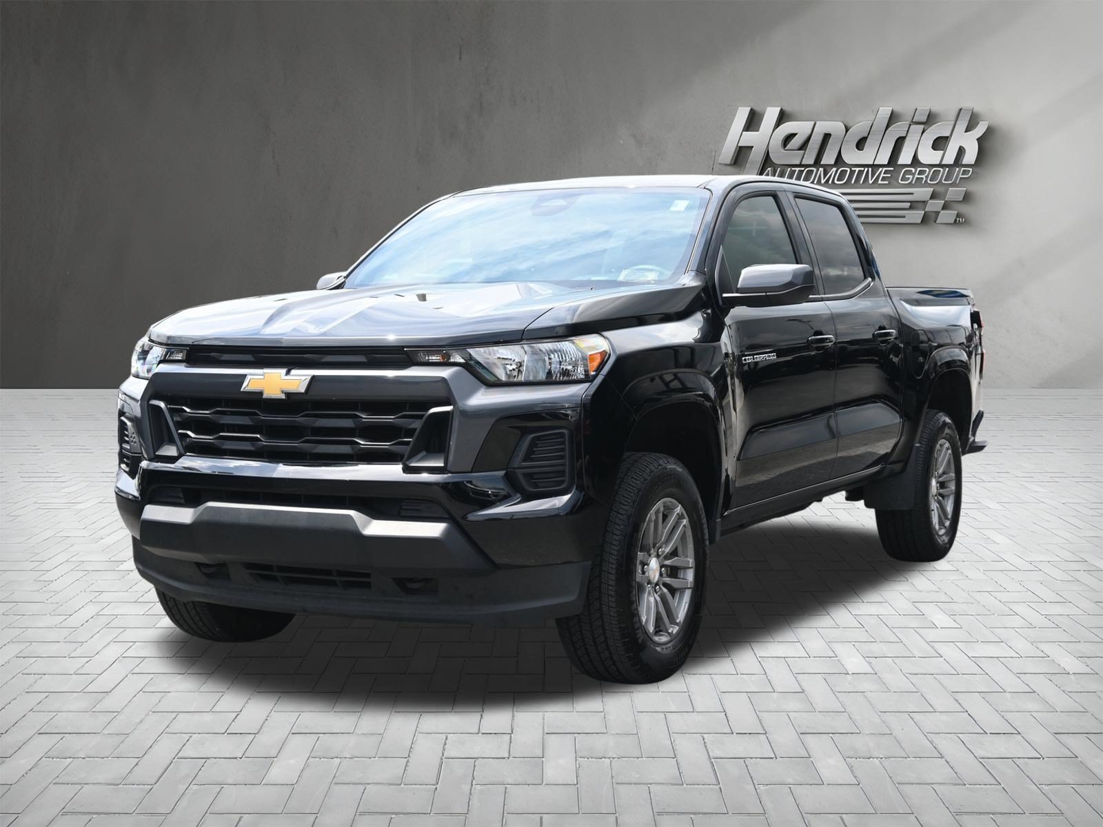 Used 2024 Chevrolet Colorado LT AWD/4WD image 5