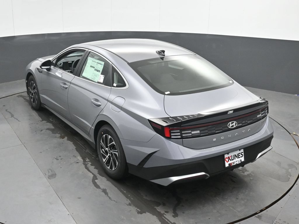 New 2026 Hyundai Sonata Blue FWD image 19