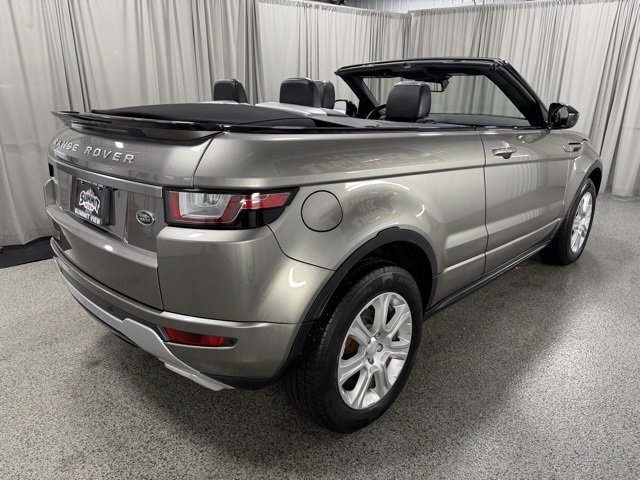 Used 2019 Land Rover Range Rover Evoque SE Dynamic image 3