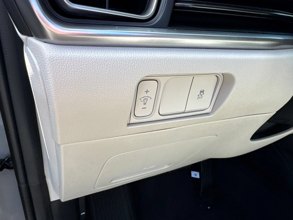 New 2026 Kia Sorento S w/ S Panoramic Sunroof Package AWD/4WD image 11