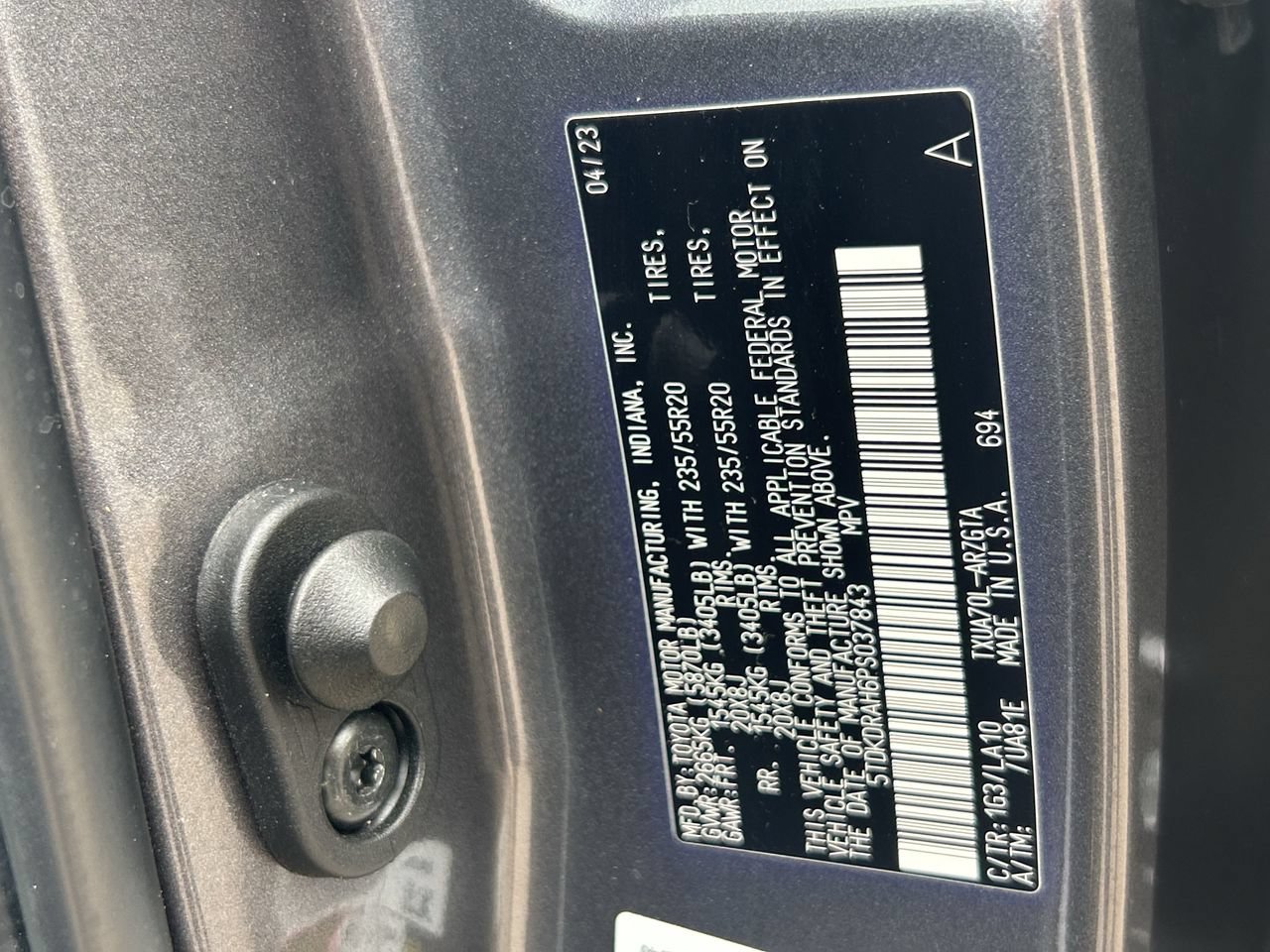 Used 2023 Toyota Highlander Platinum FWD image 38