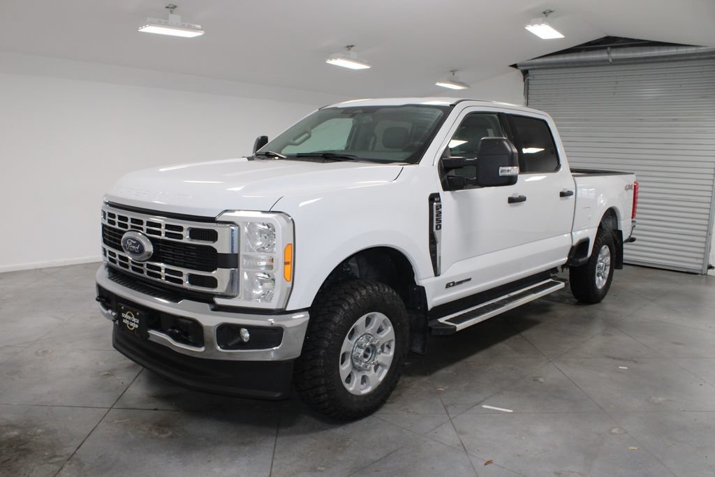 Used 2023 Ford F250 XLT w/ Camper Package AWD/4WD image 4