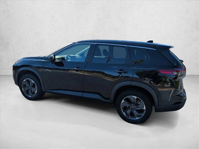 Used 2024 Nissan Rogue SV AWD/4WD image 6