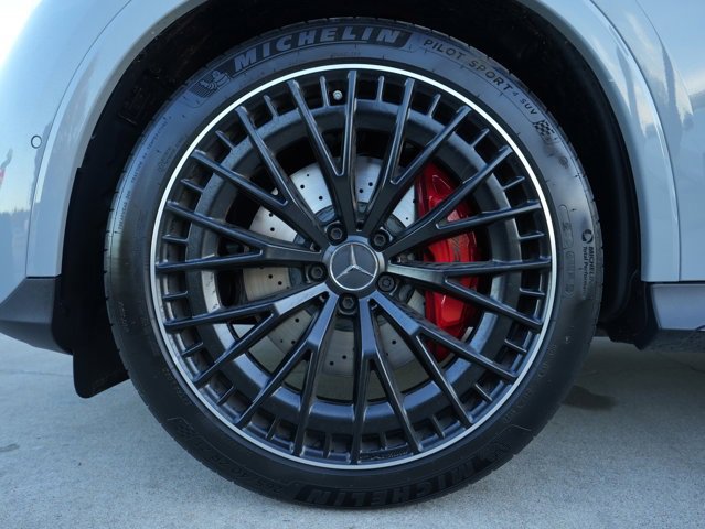 Certified 2025 Mercedes-Benz GLC 43 AMG 4MATIC image 16