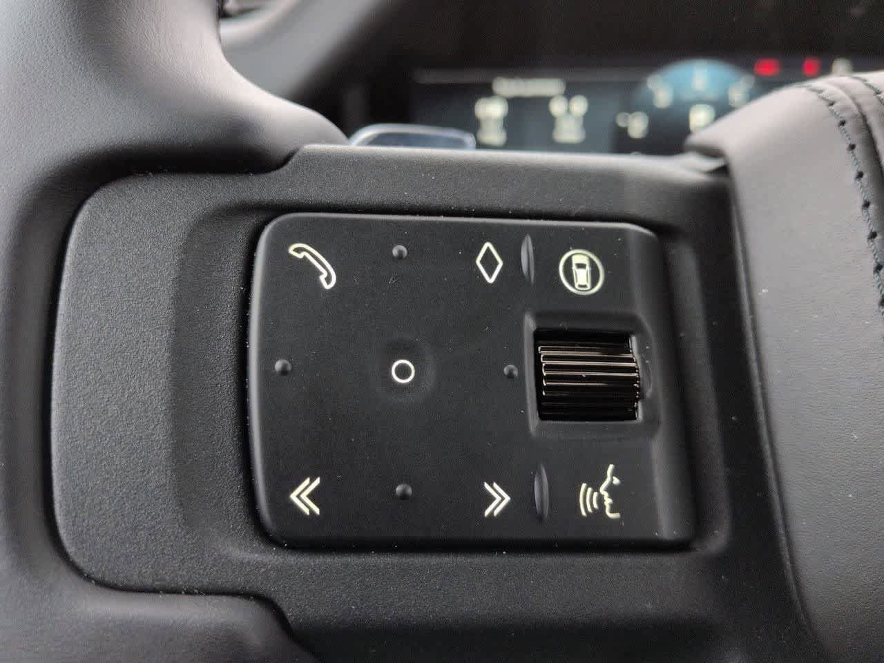 New 2026 Land Rover Defender 110 OCTA AWD/4WD image 15