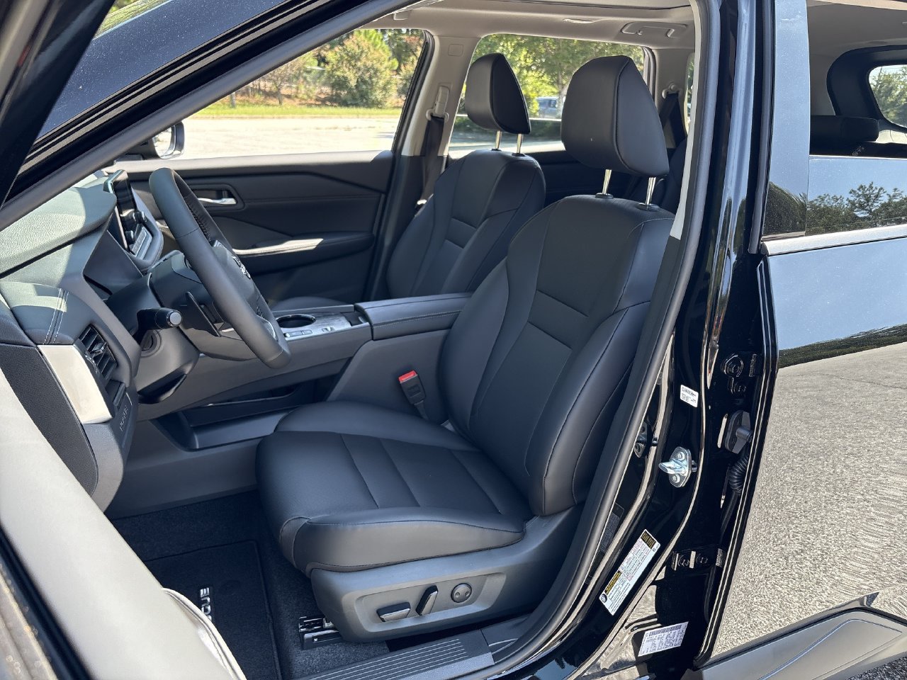 New 2026 Nissan Rogue Dark Armor FWD image 16