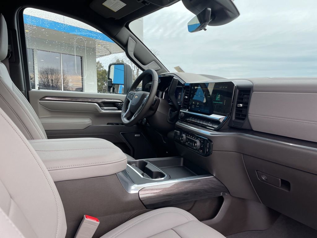 New 2026 Chevrolet Silverado 2500 LTZ w/ LTZ Convenience Package image 31