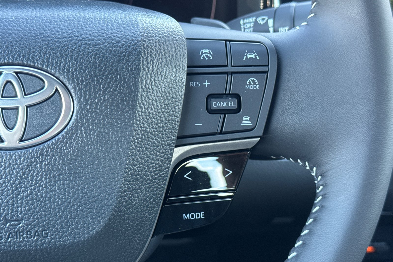 New 2026 Toyota Camry SE w/ Convenience Package FWD image 27
