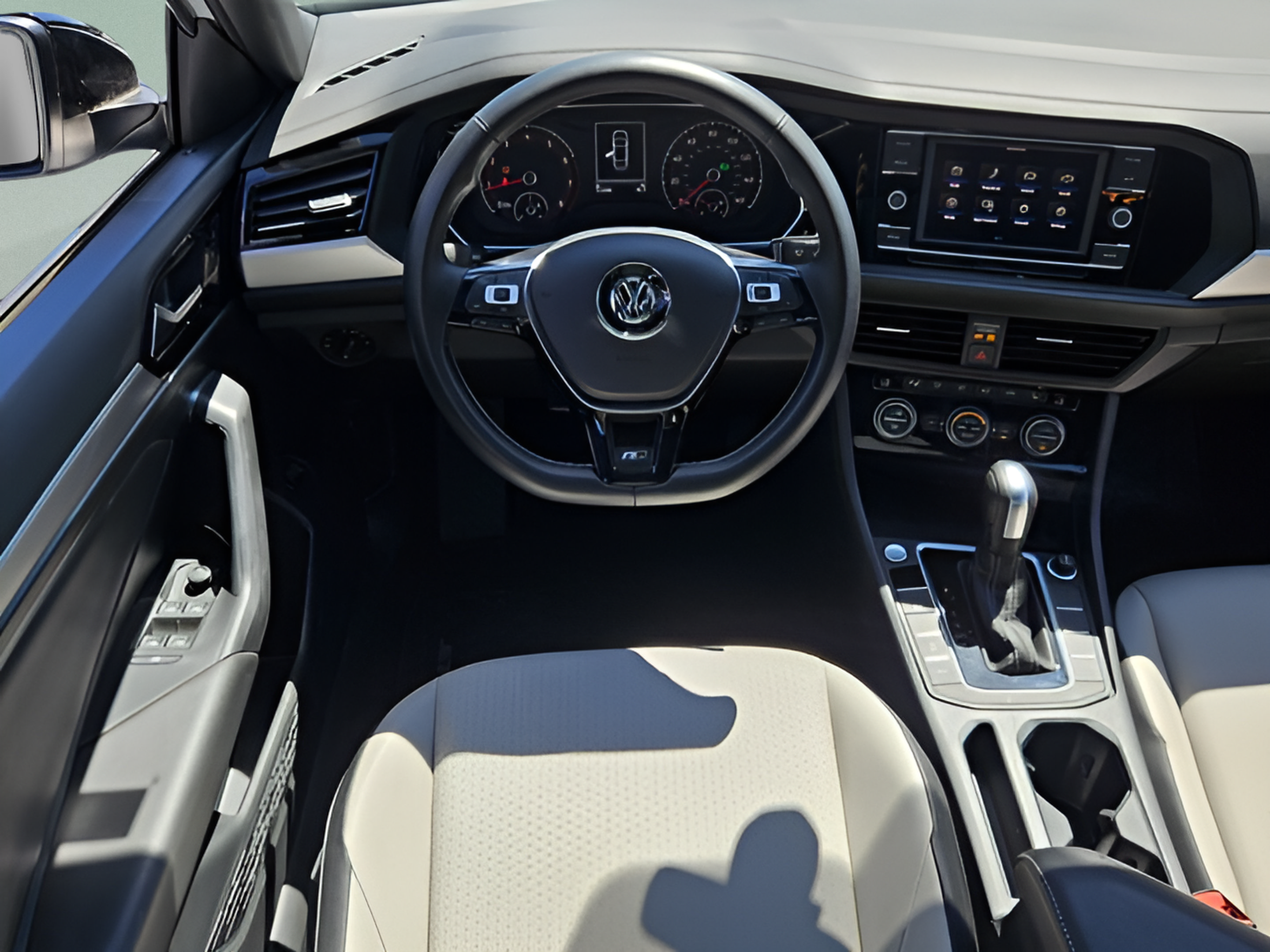 Used 2020 Volkswagen Jetta R-Line w/ R-Line Cold Weather Package FWD image 11