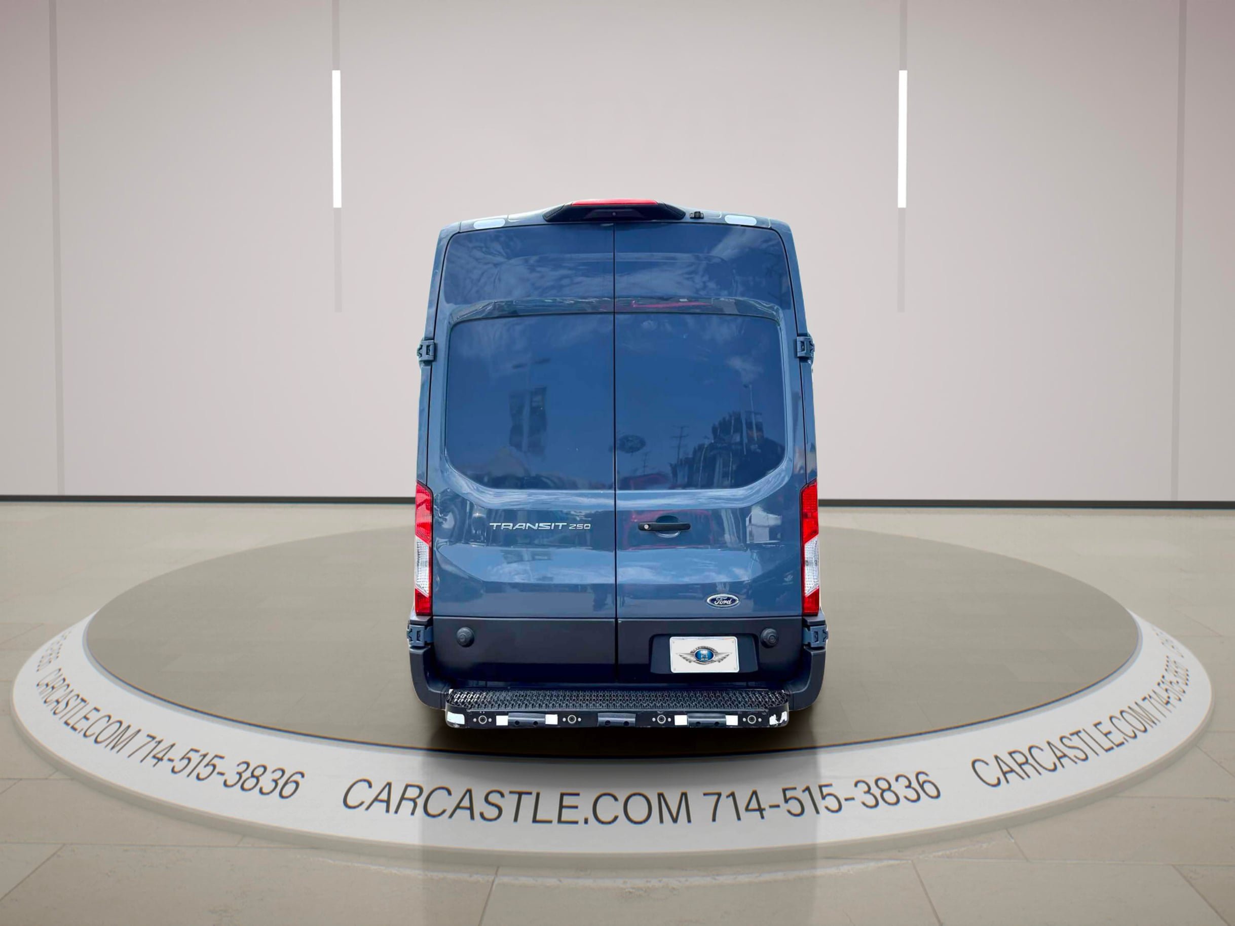 Used 2020 Ford Transit 250 148 High Roof Extended RWD image 4