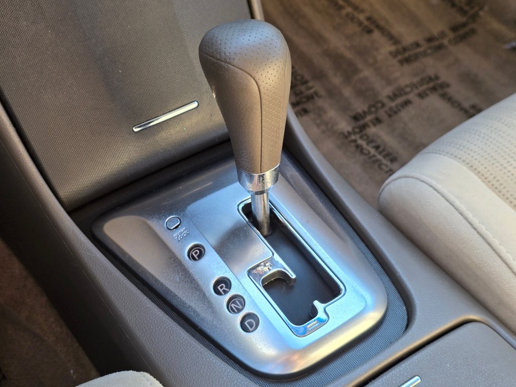 Used 2012 Nissan Altima 2.5 S FWD image 9