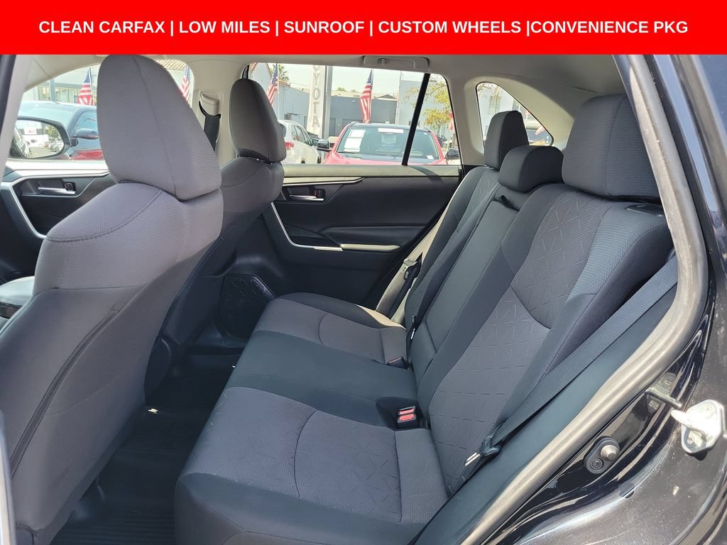 Used 2019 Toyota RAV4 XLE w/ Convenience Package FWD image 18