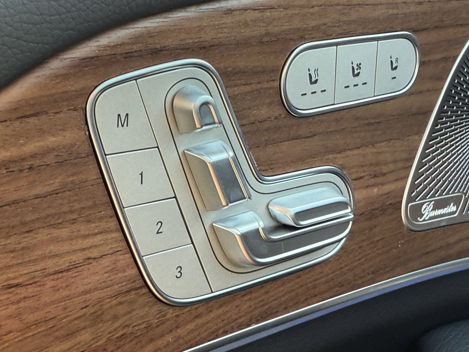 New 2026 Mercedes-Benz GLS 450 4MATIC image 25