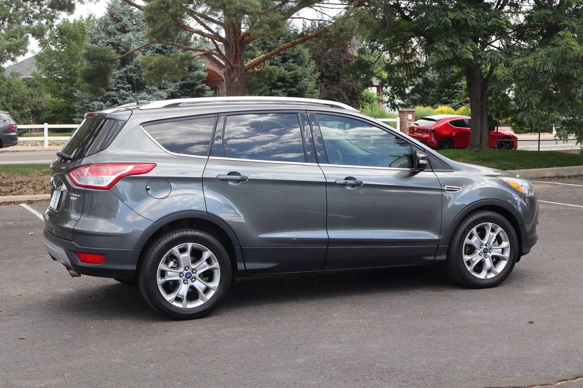 Used 2015 Ford Escape Titanium w/ Equipment Group 301A AWD/4WD image 4