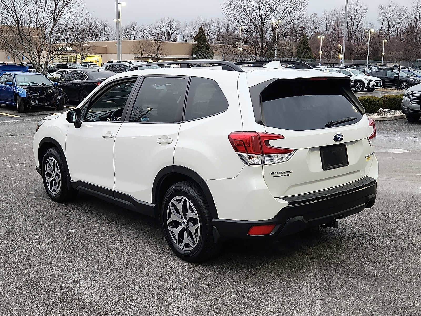 Used 2020 Subaru Forester Premium image 4
