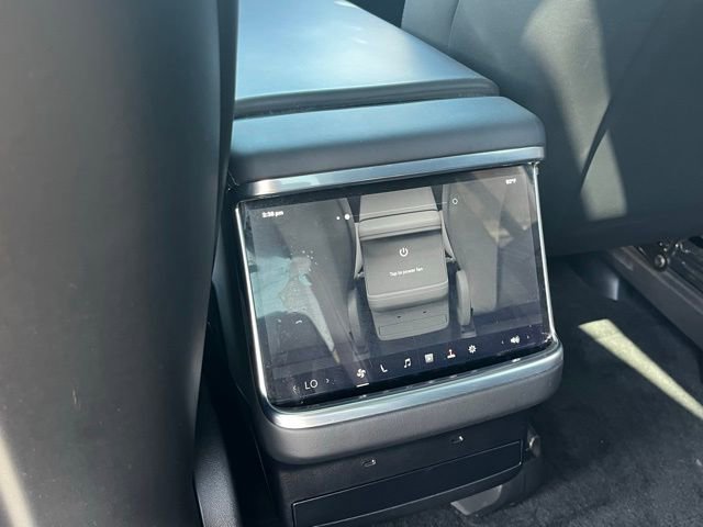 Used 2023 Tesla Model X image 29