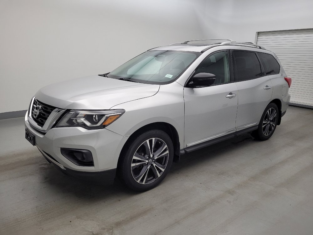 Used 2017 Nissan Pathfinder Platinum AWD/4WD image 2