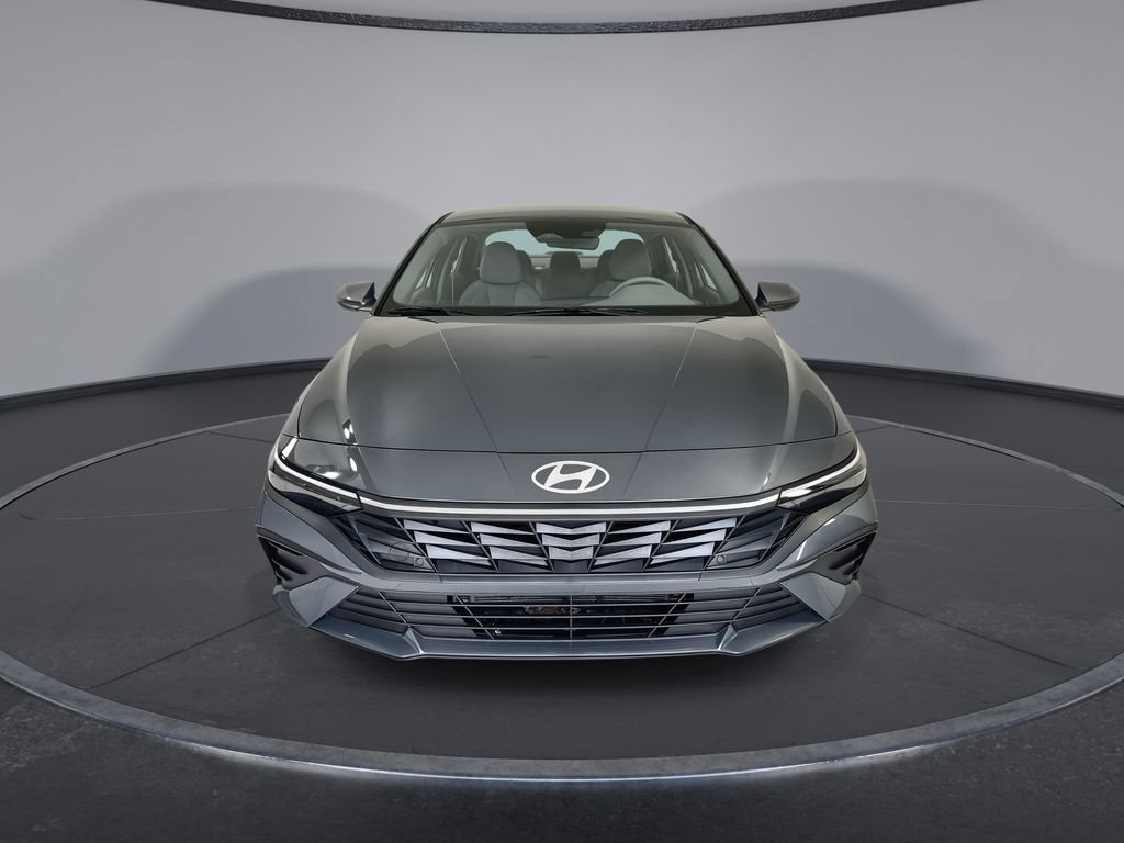 Used 2026 Hyundai Elantra Hybrid FWD image 3