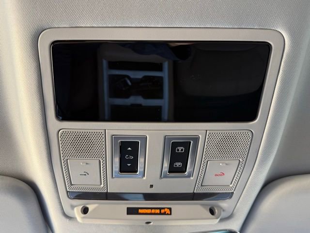 New 2025 Land Rover Defender 110 X-Dynamic SE image 29