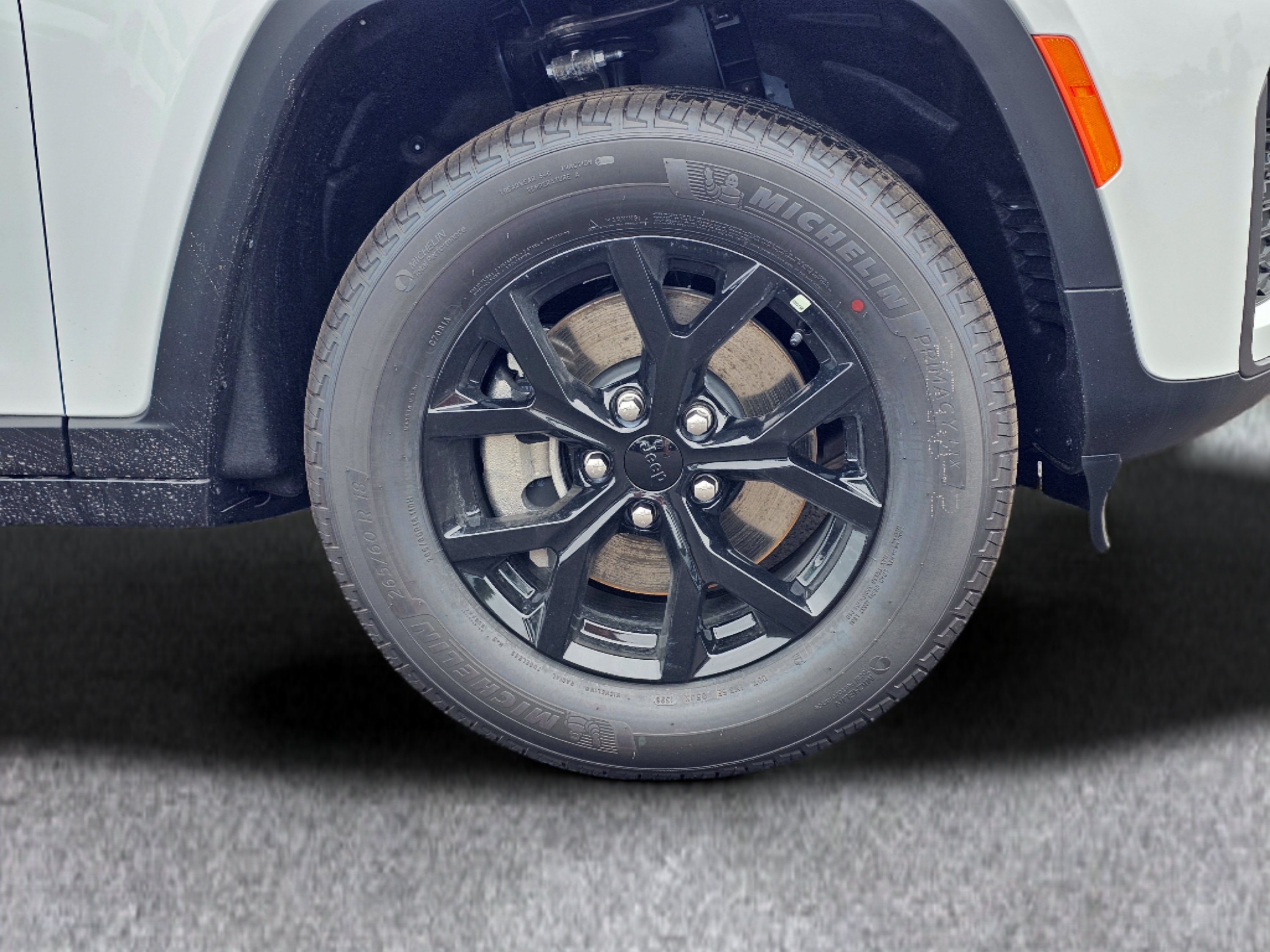 New 2026 Jeep Grand Cherokee L 2WD image 6