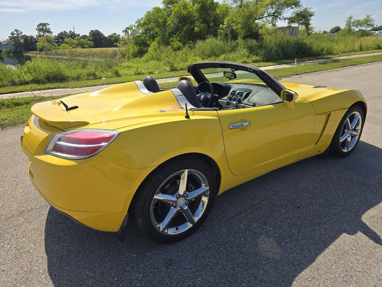 Used 2007 Saturn Sky w/ Premium Trim Pkg image 6