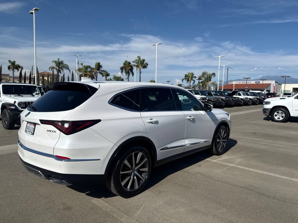 Used 2025 Acura MDX FWD w/ Technology Package image 4