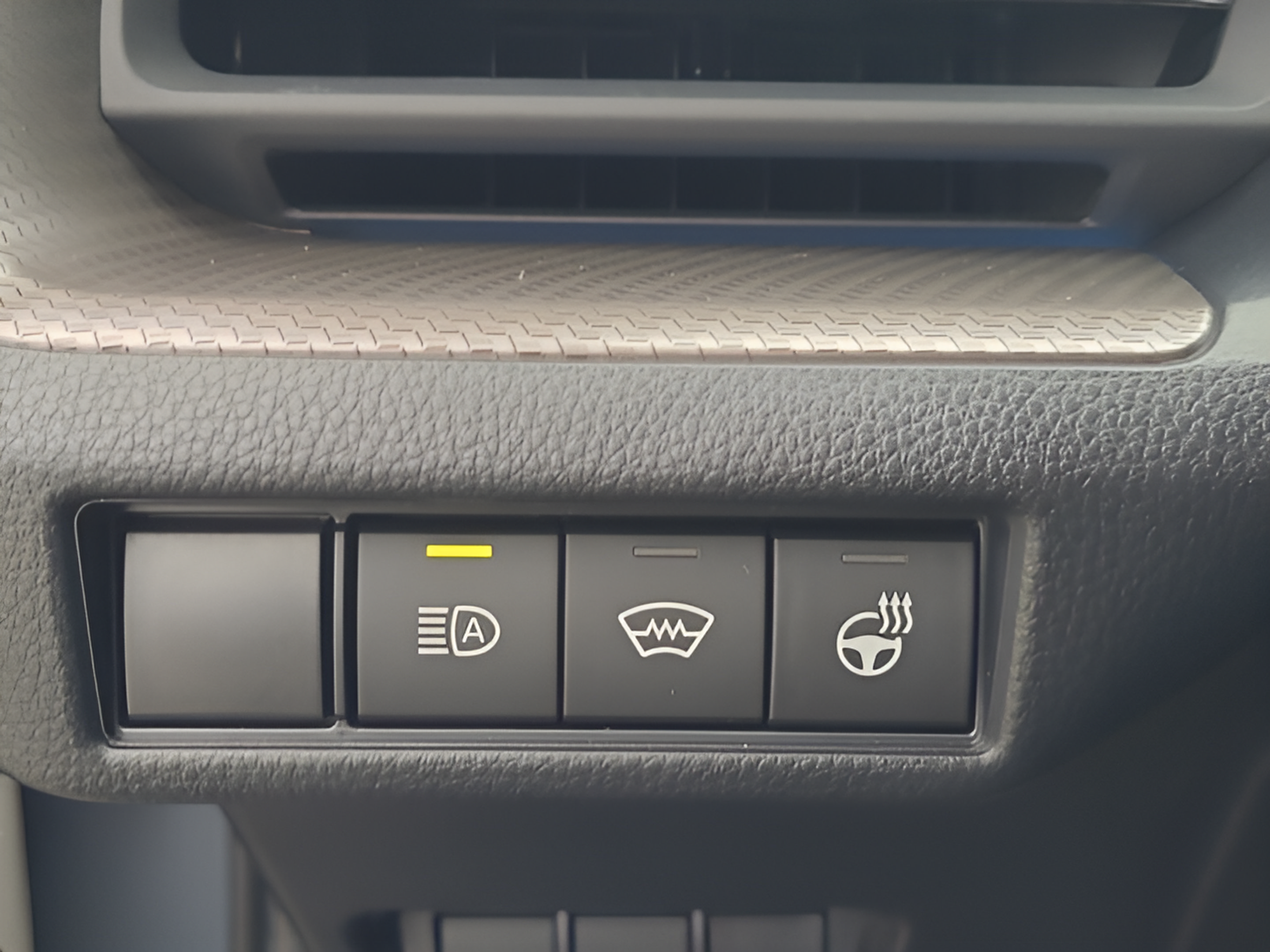 New 2026 Toyota Prius Limited FWD image 24