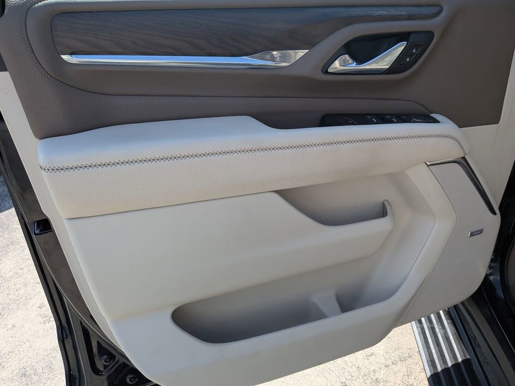 Certified 2023 GMC Yukon XL Denali AWD/4WD image 7