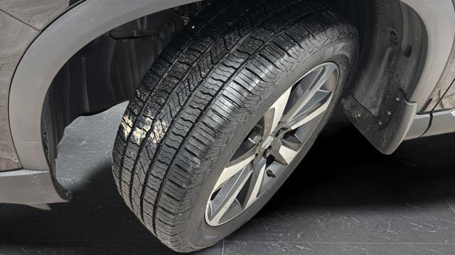 Used 2023 Honda Pilot Touring image 36