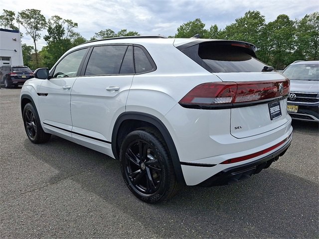 New 2026 Volkswagen Atlas Cross Sport SEL R-Line image 3