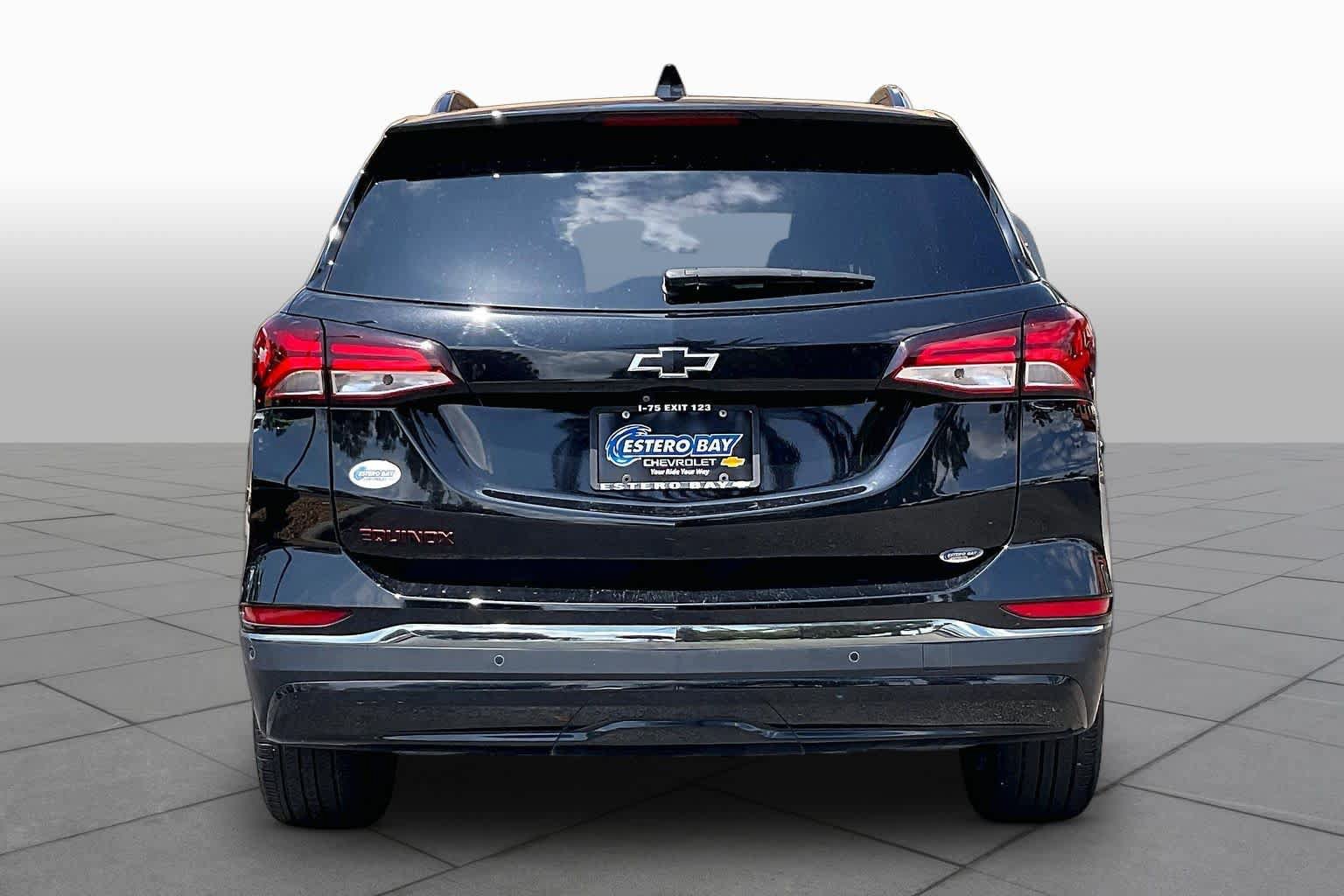 Used 2023 Chevrolet Equinox Premier w/ Redline Edition FWD image 5