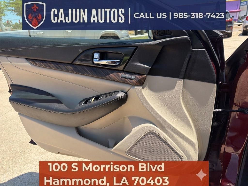Used 2016 Nissan Maxima Platinum FWD image 38